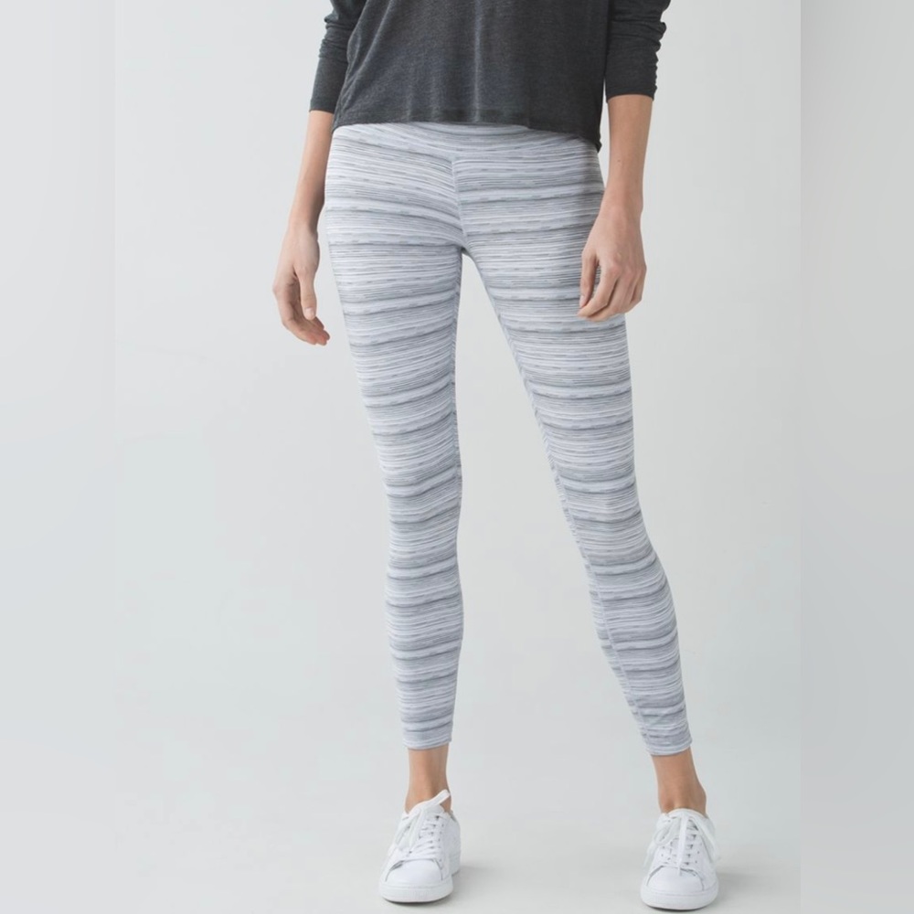 Lululemon High Times Pant *Luxtreme Size 10